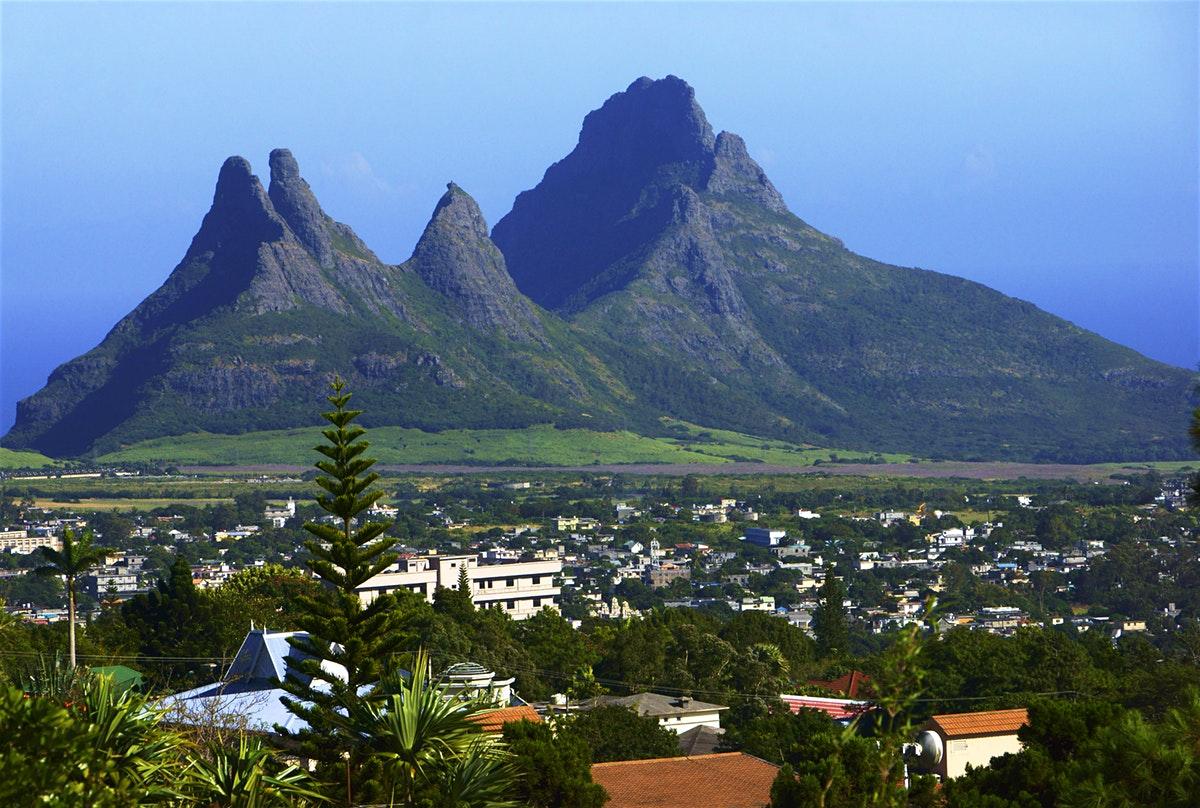 explore beautiful attractions in Curepipe on attenvo