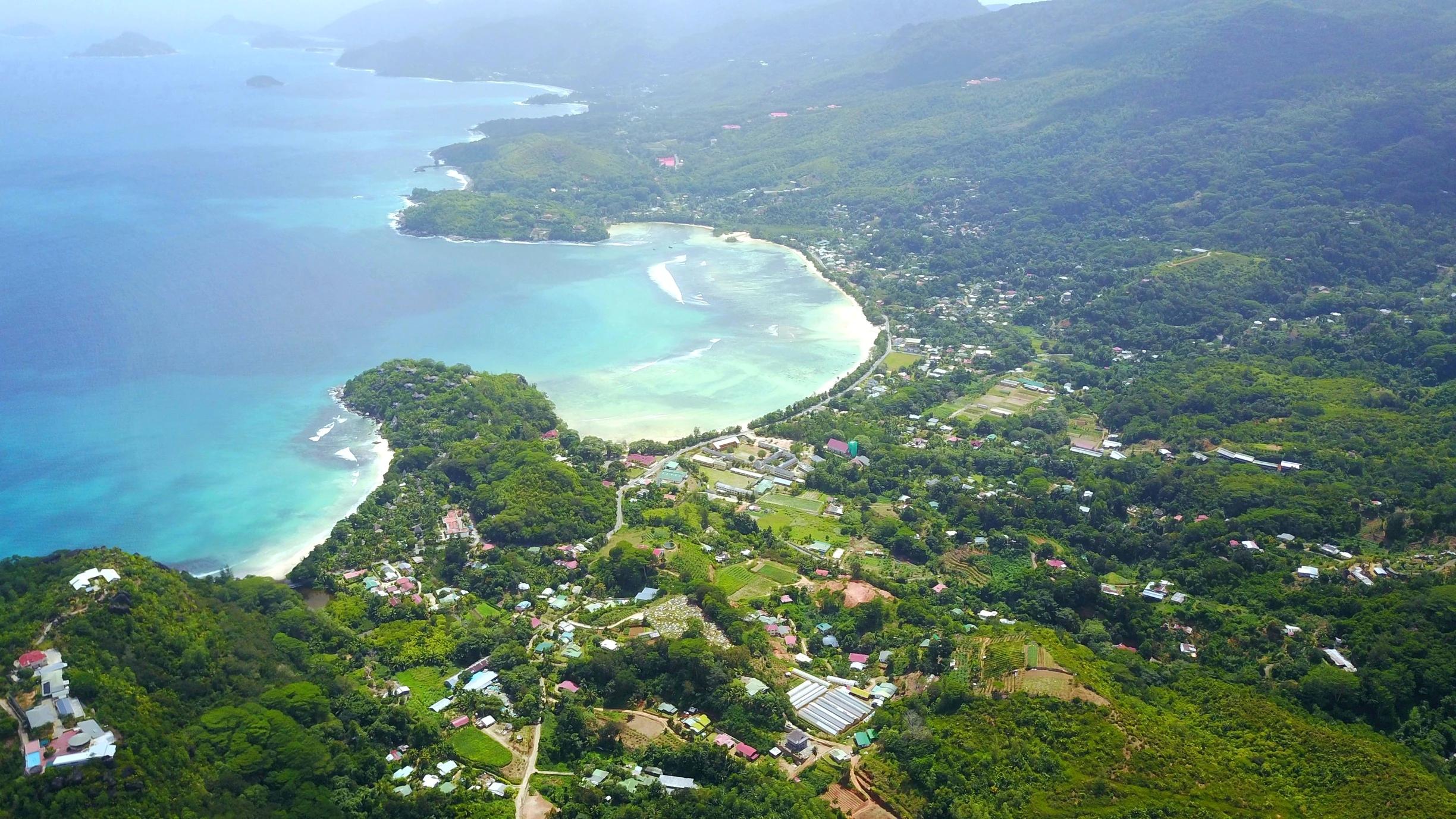 explore beautiful attractions in Anse Boileau on attenvo